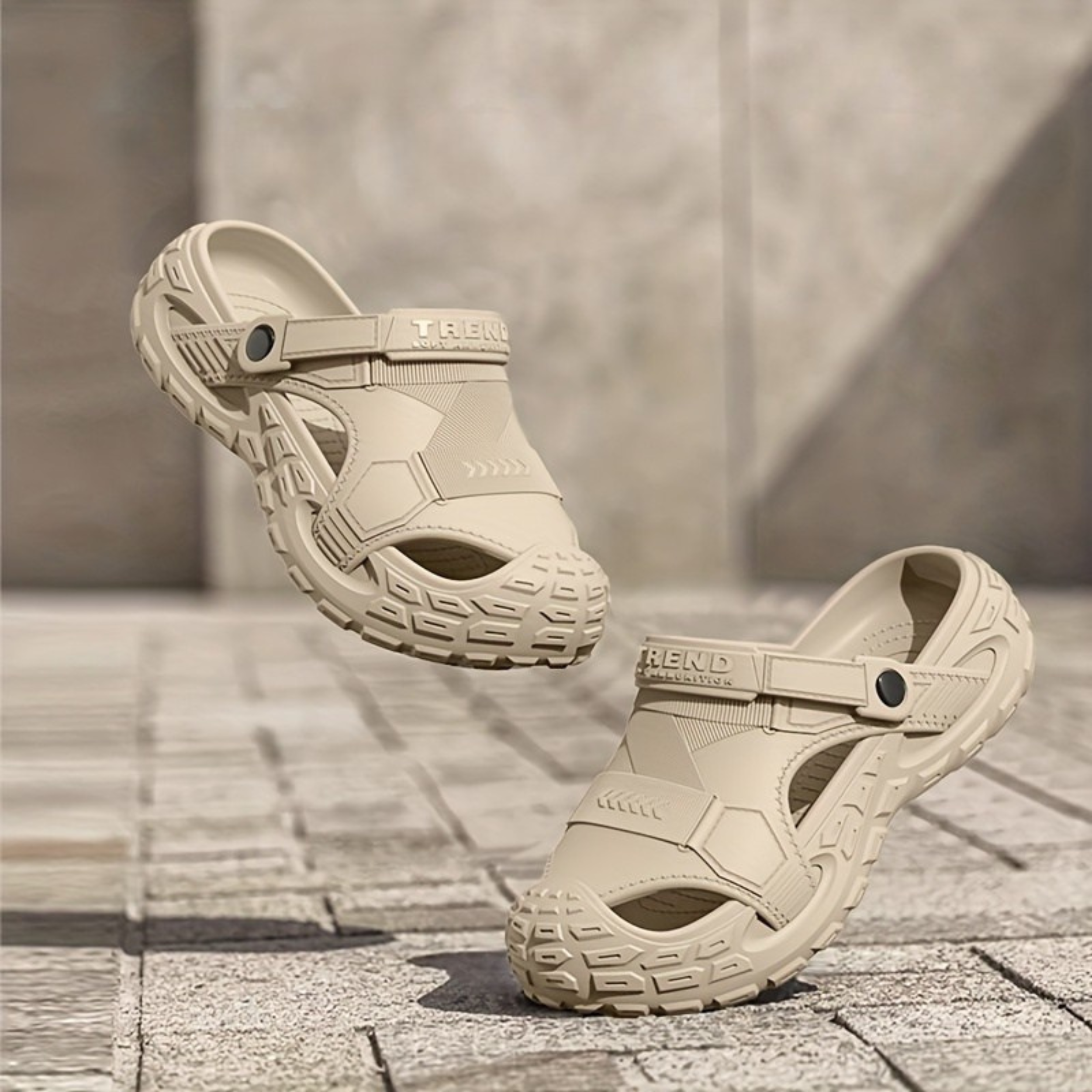 Como Trek Sandal